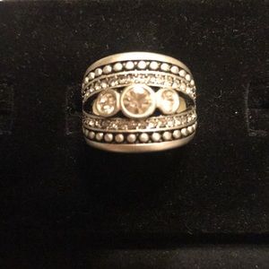 Premier Designs Ring -Stately size 7